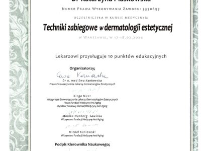 lek. dent. <span>Katarzyna Piaskowska</span> 8