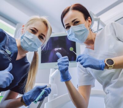 Czy podcinanie wędzidełka boli – po co podcina się wędzidełko i kiedy warto to zrobić? 1